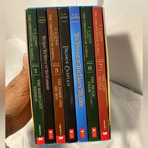 The Chronicles of Narnia - 7 book set soft cover